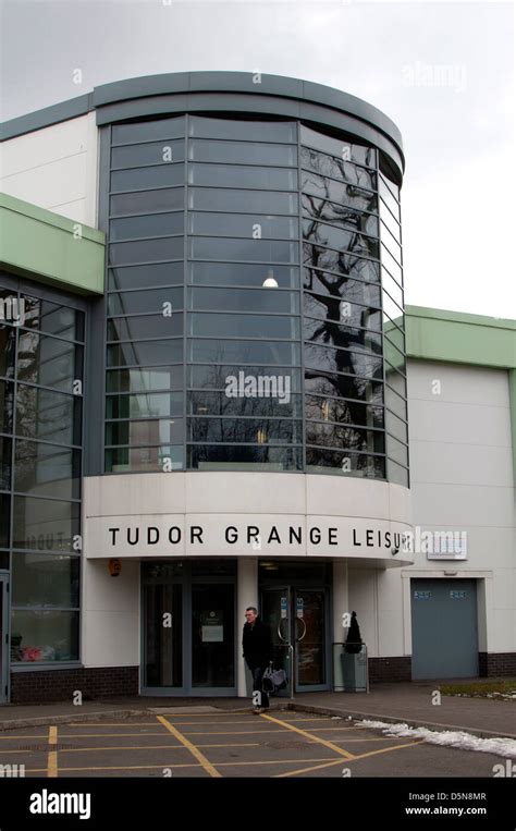 tudor grange leisure centre solihull